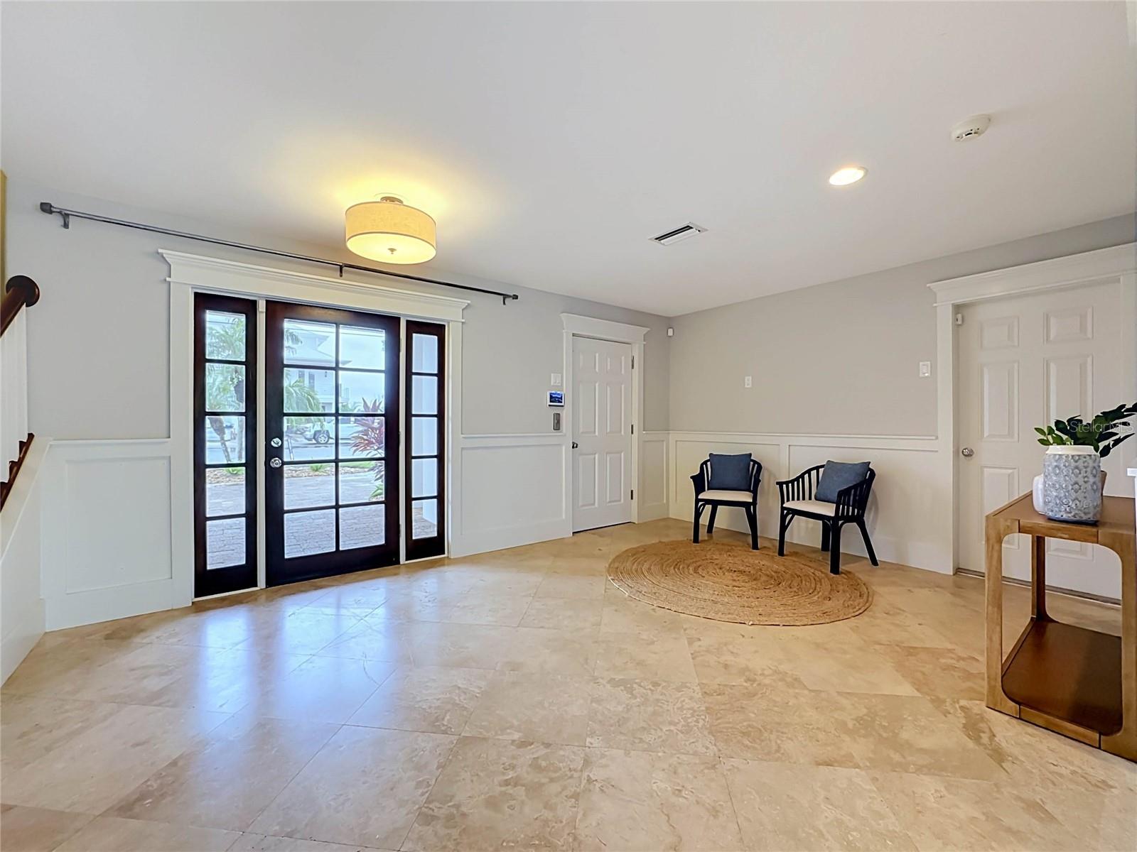 529 77th St Property Photo 10