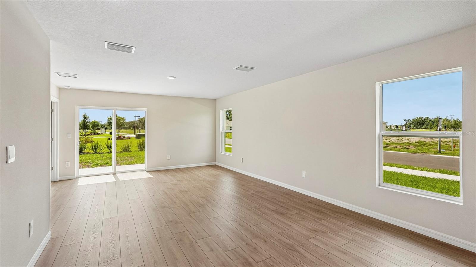 13106 Old Canoe Way Property Photo 9