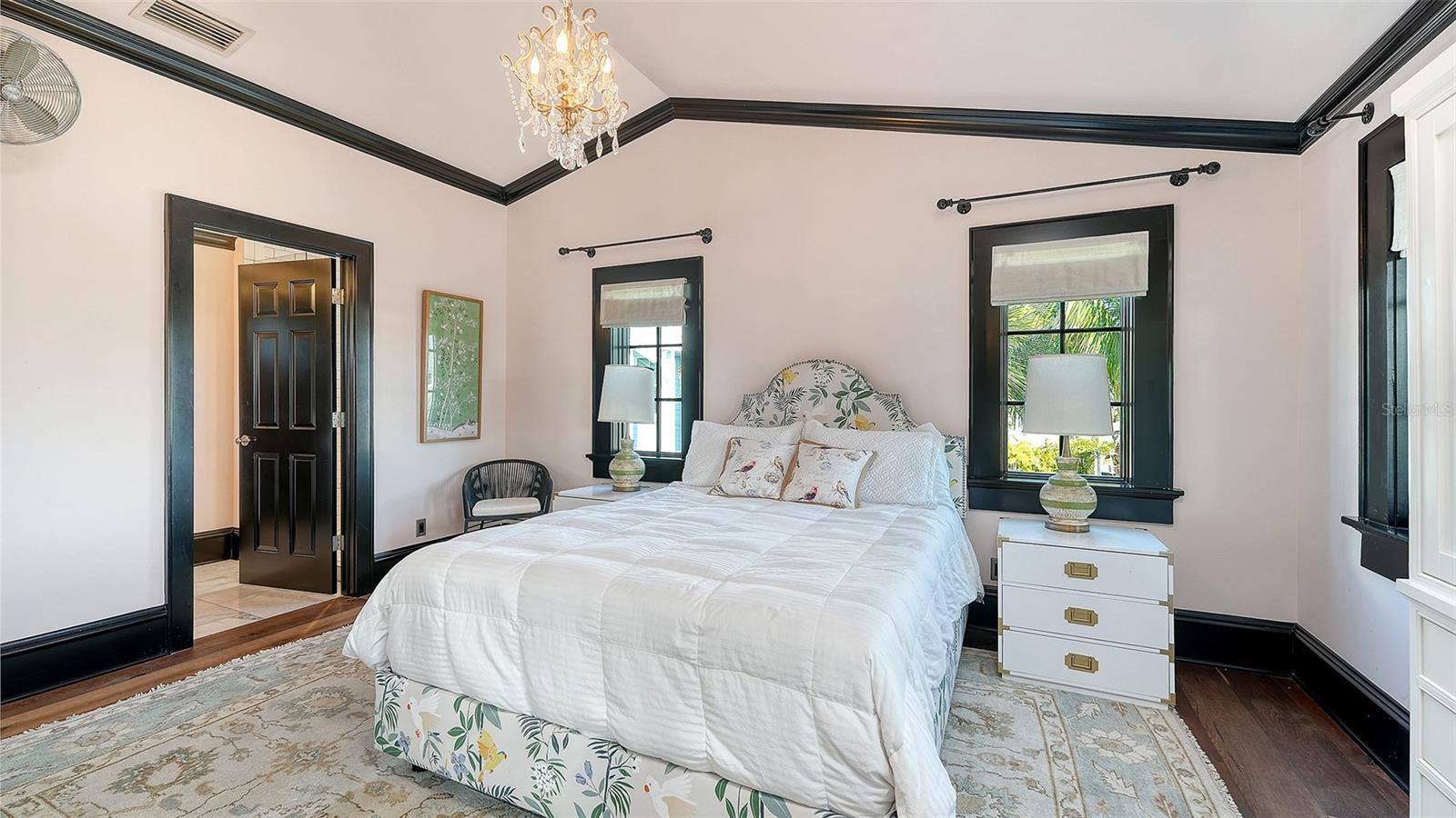 513 Villa Rosa Way Property Photo 20