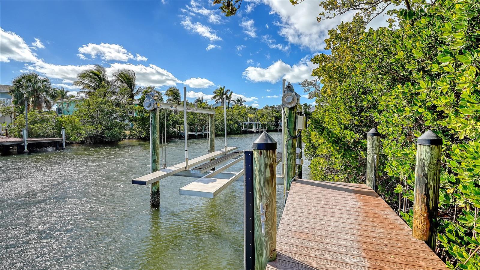 513 Villa Rosa Way Property Photo 24