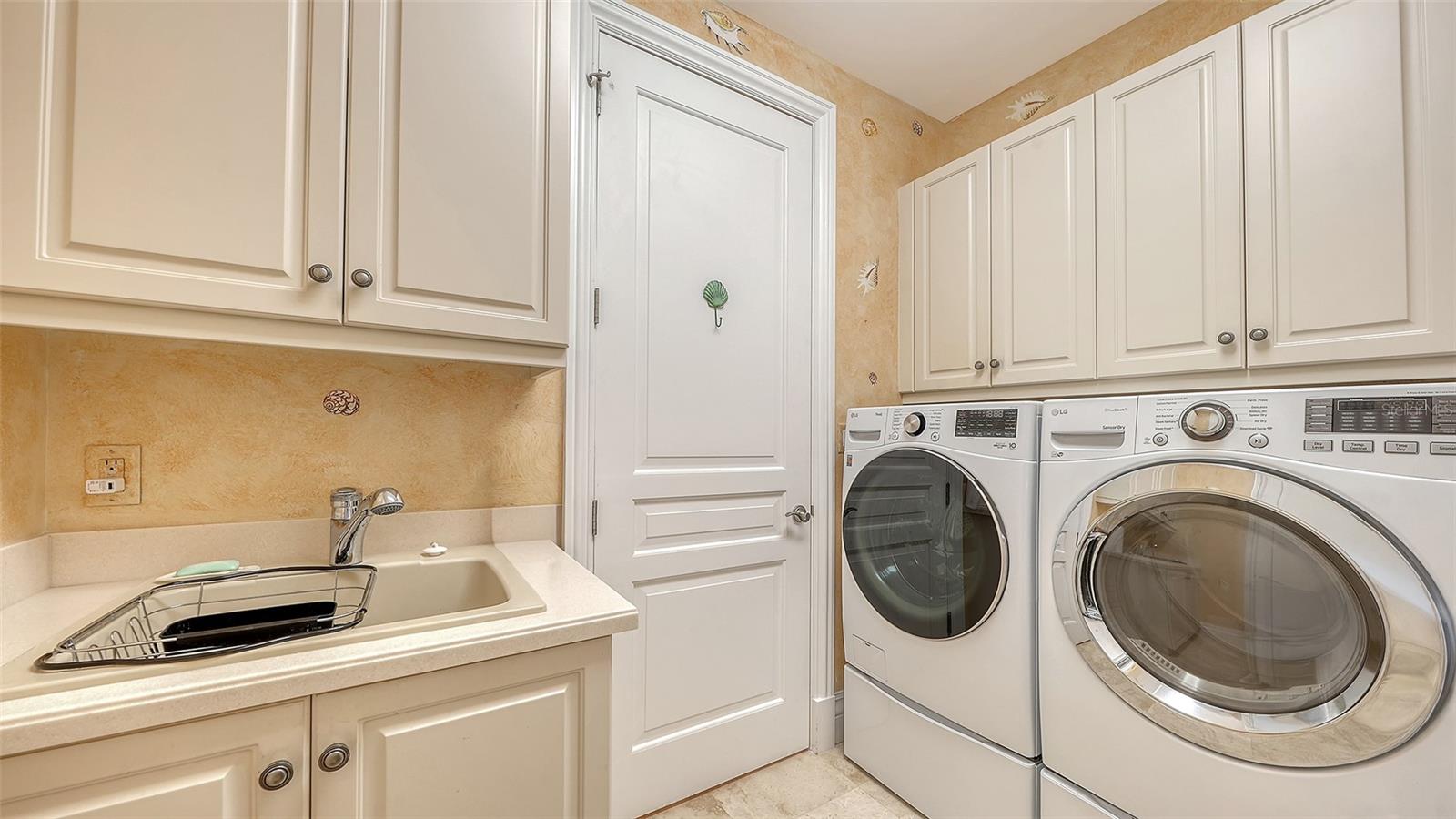 4127 Gulf Of Mexico Dr #n102 Property Photo 30