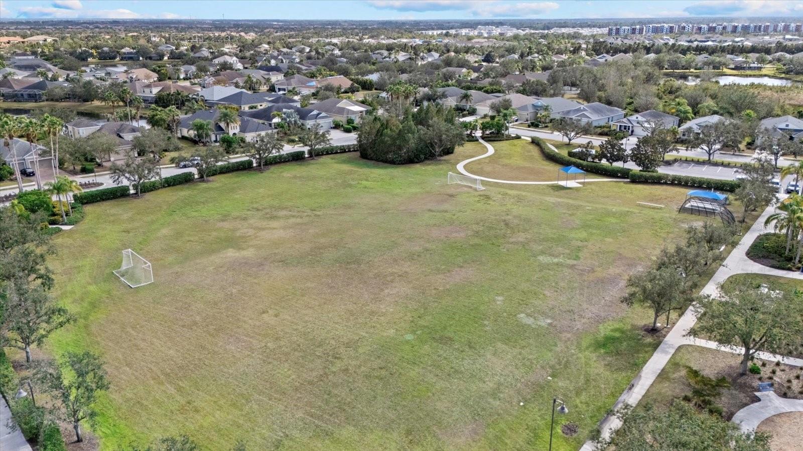 4727 Balboa Park Loop Property Photo 55