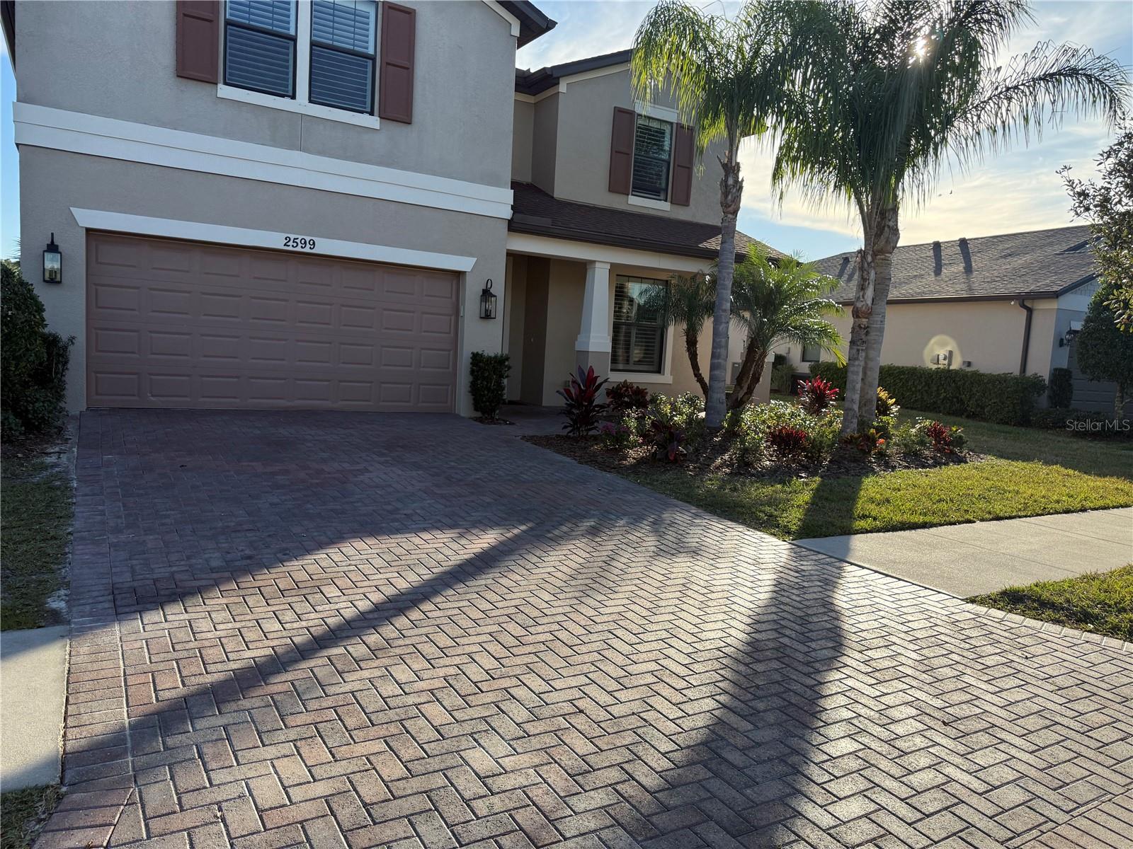 2599 Marton Oak Blvd Property Photo 3