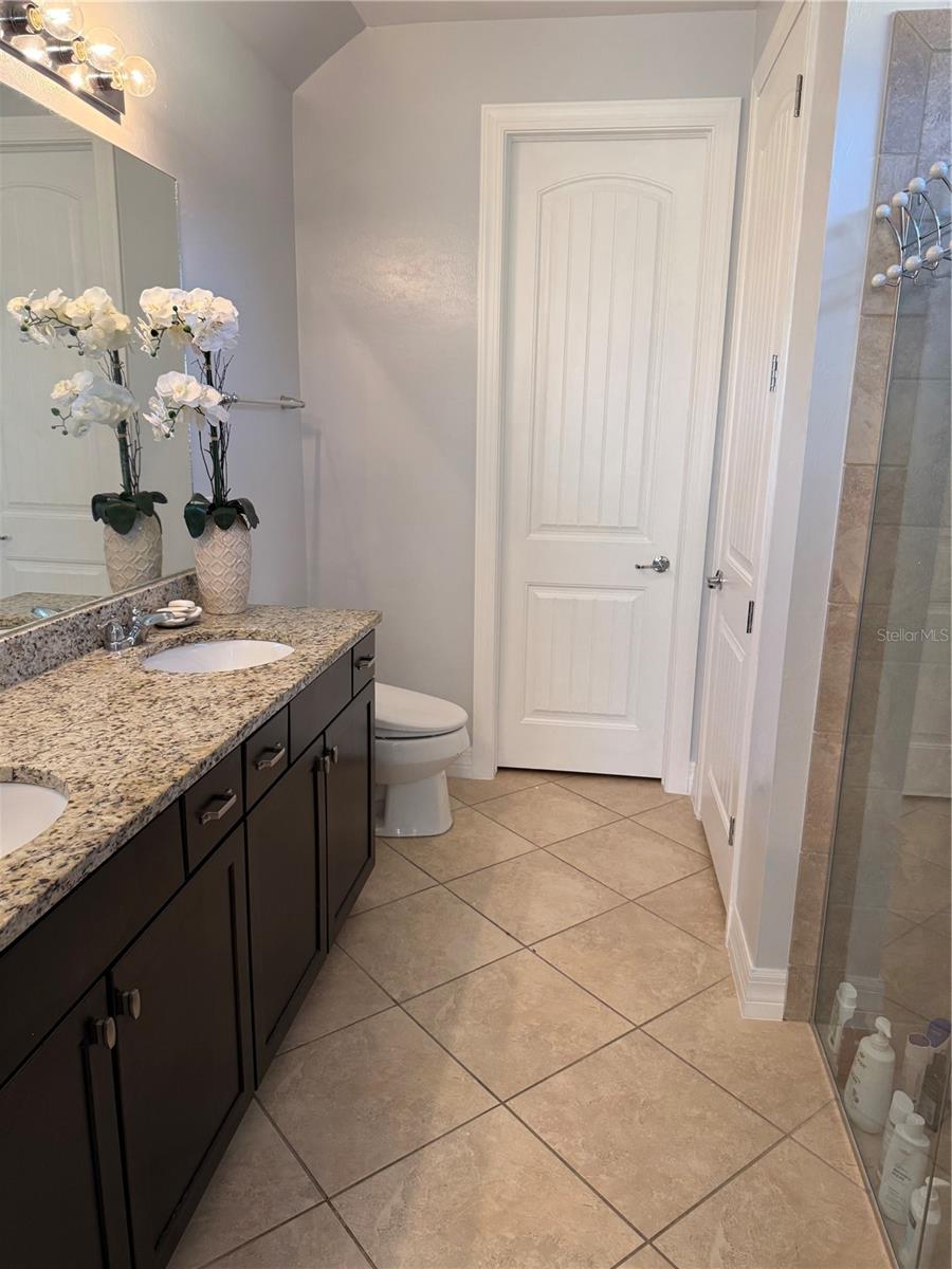 2599 Marton Oak Blvd Property Photo 15