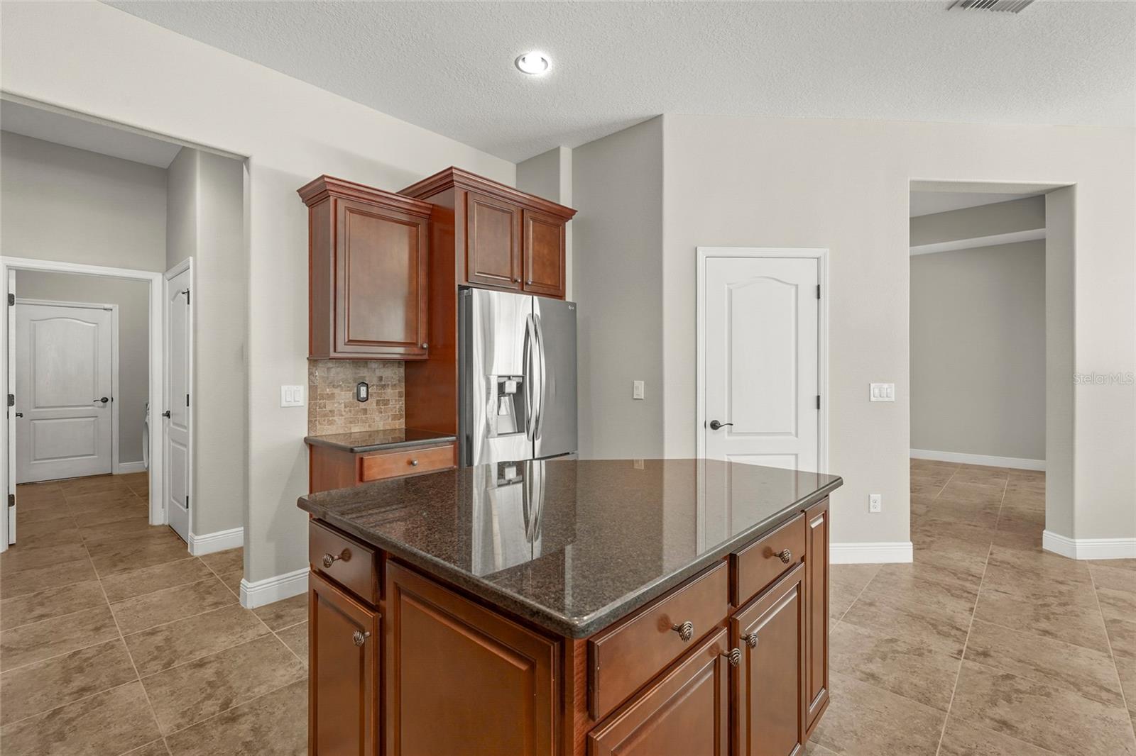 5750 Rock Dove Dr Property Photo 18