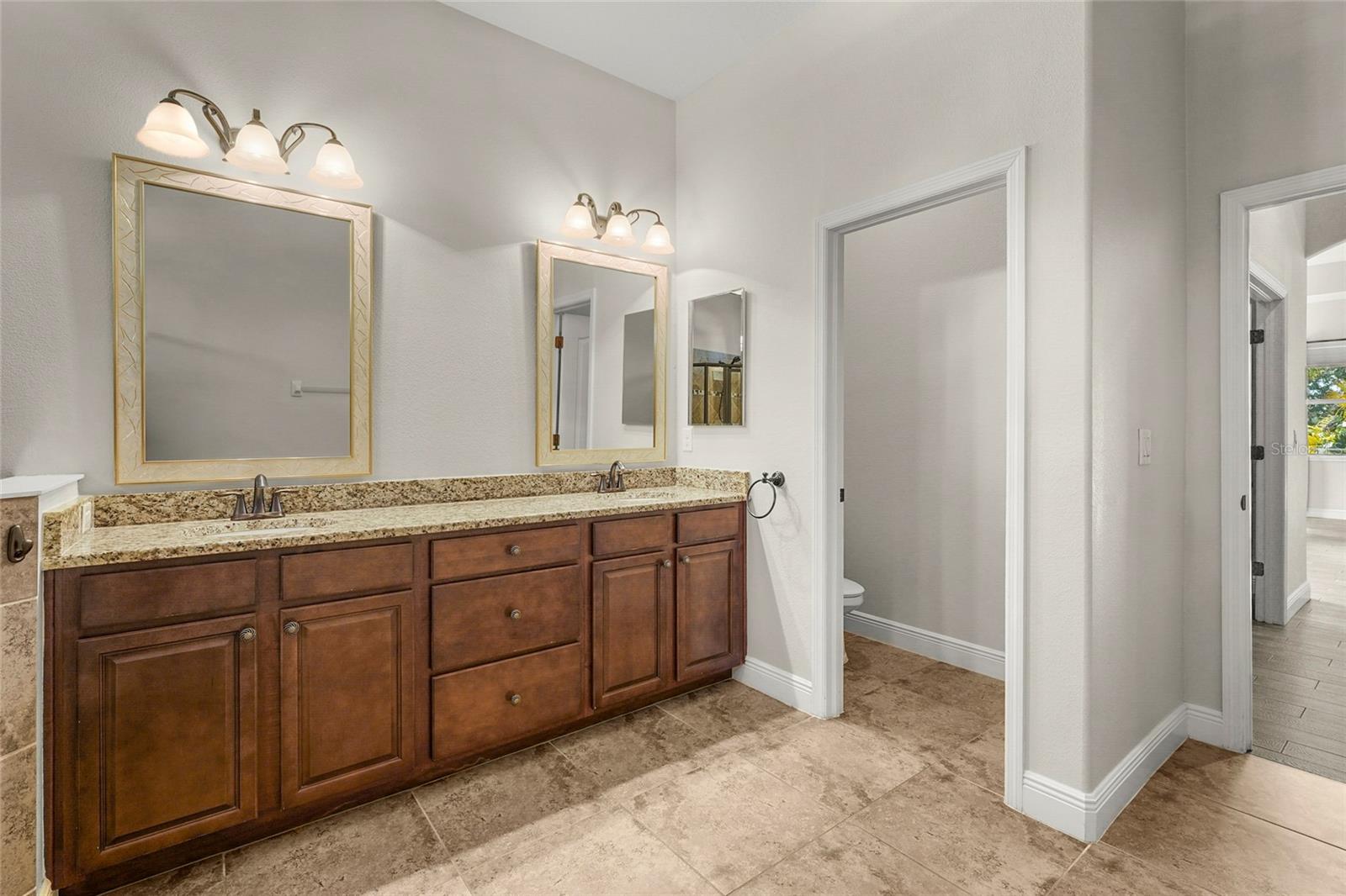 5750 Rock Dove Dr Property Photo 33