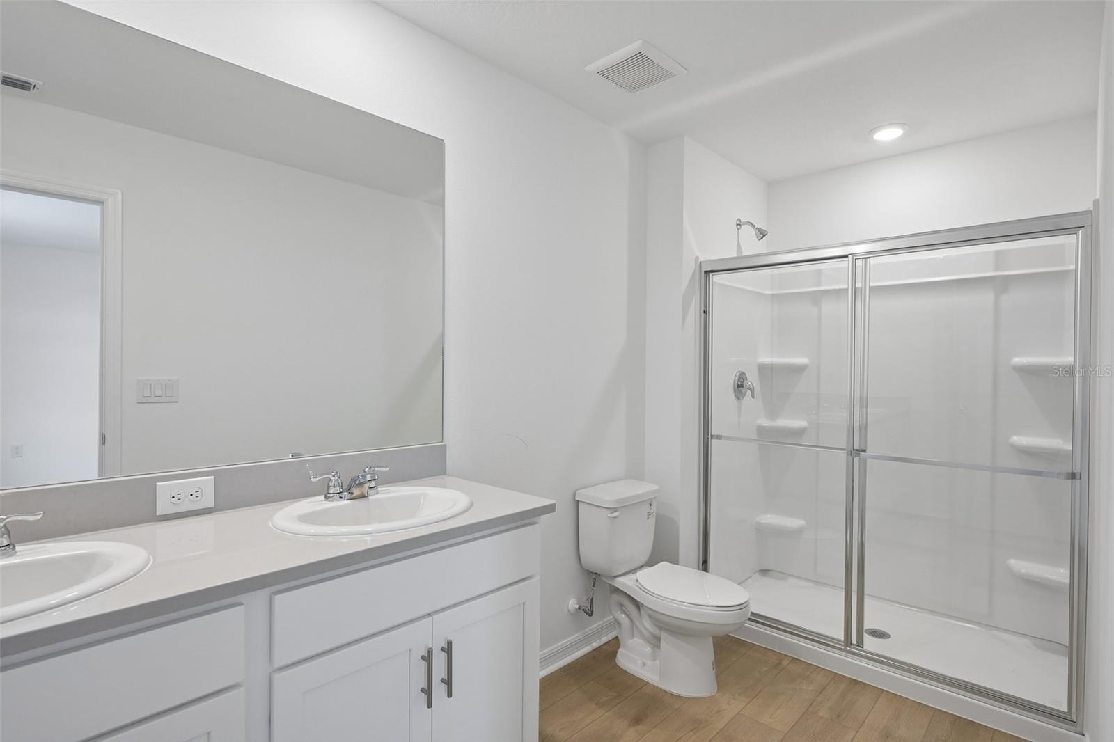 10754 Eclipse St Property Photo 4