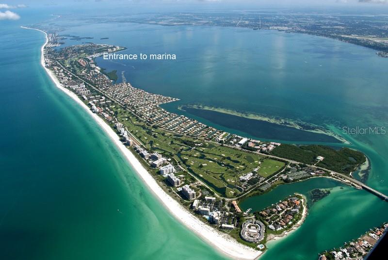 2800 Harbourside Dr #e-12 Property Photo 5
