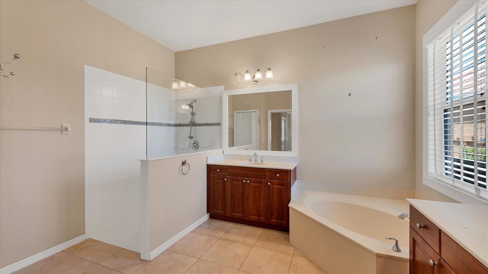 6207 46th Ct E Property Photo 17