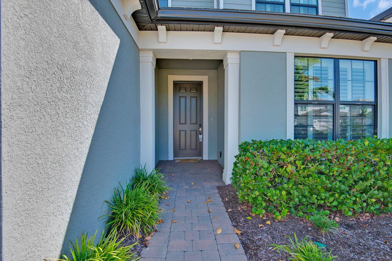 16320 Hidden Oak Loop Property Photo 3