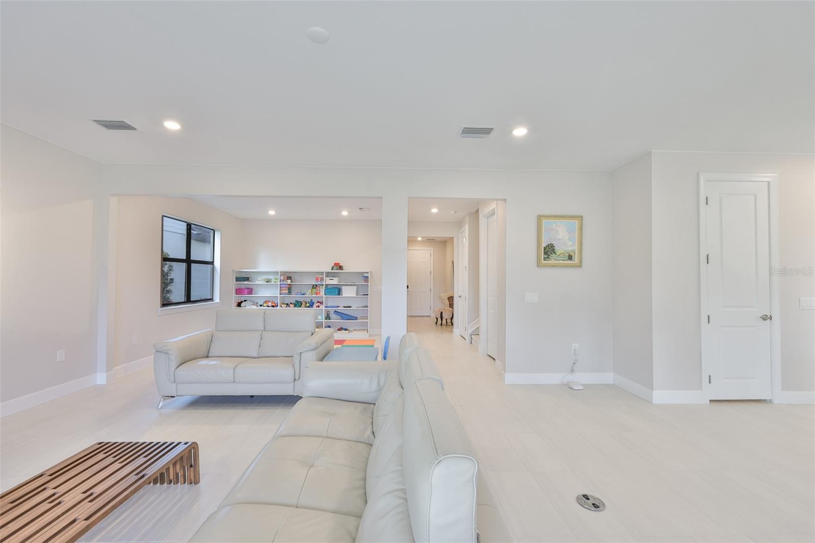 16320 Hidden Oak Loop Property Photo 11