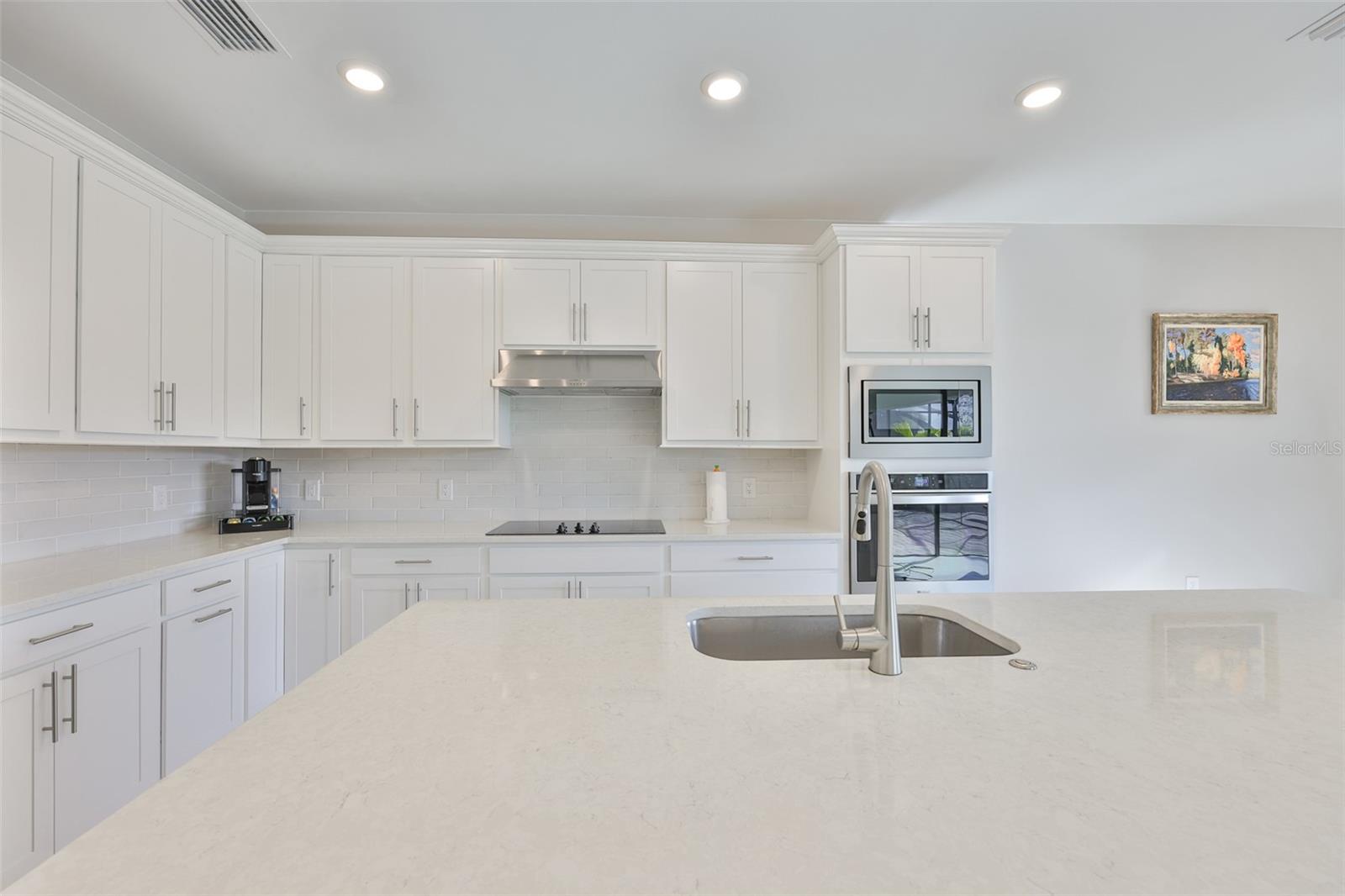 16320 Hidden Oak Loop Property Photo 14