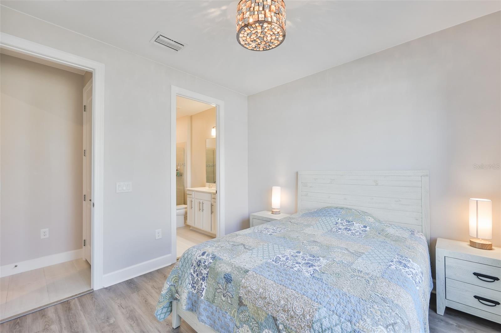 16320 Hidden Oak Loop Property Photo 25