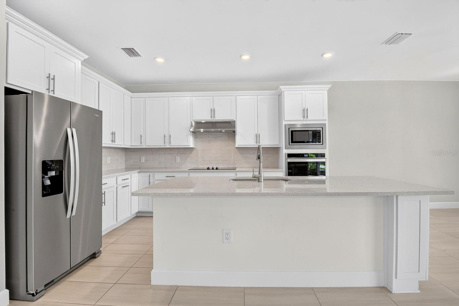 16320 Hidden Oak Loop Property Photo 32