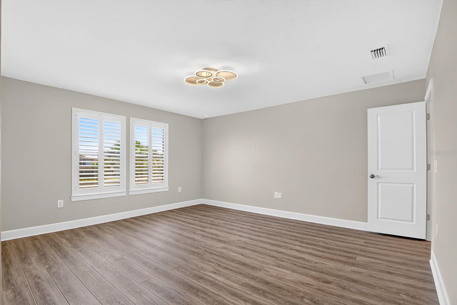 16320 Hidden Oak Loop Property Photo 37