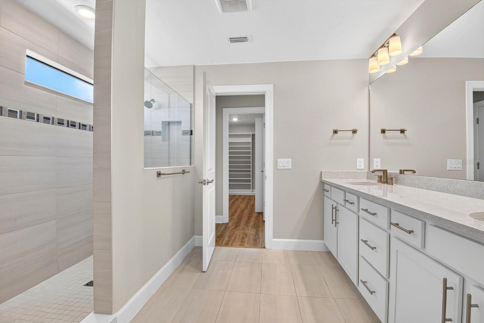 16320 Hidden Oak Loop Property Photo 39