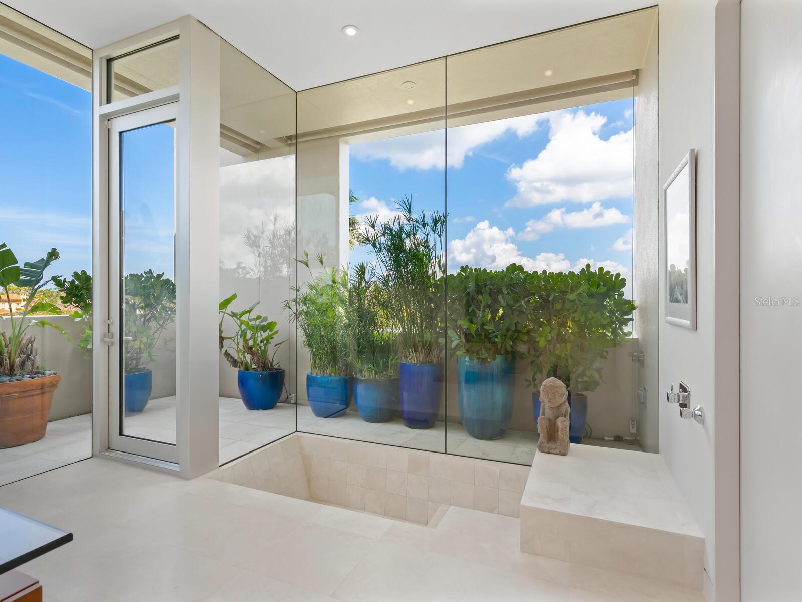 6610 Gulf Of Mexico Dr Property Photo 40