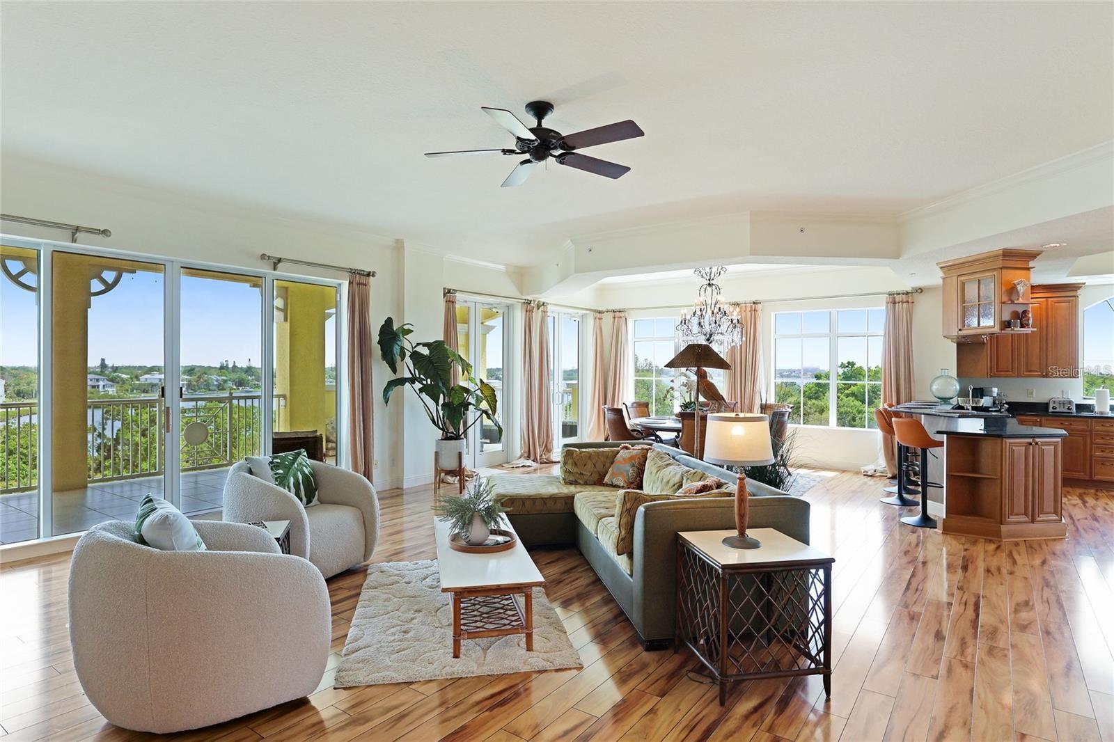 1308 Old Stickney Point Rd #wp3 Property Photo 2
