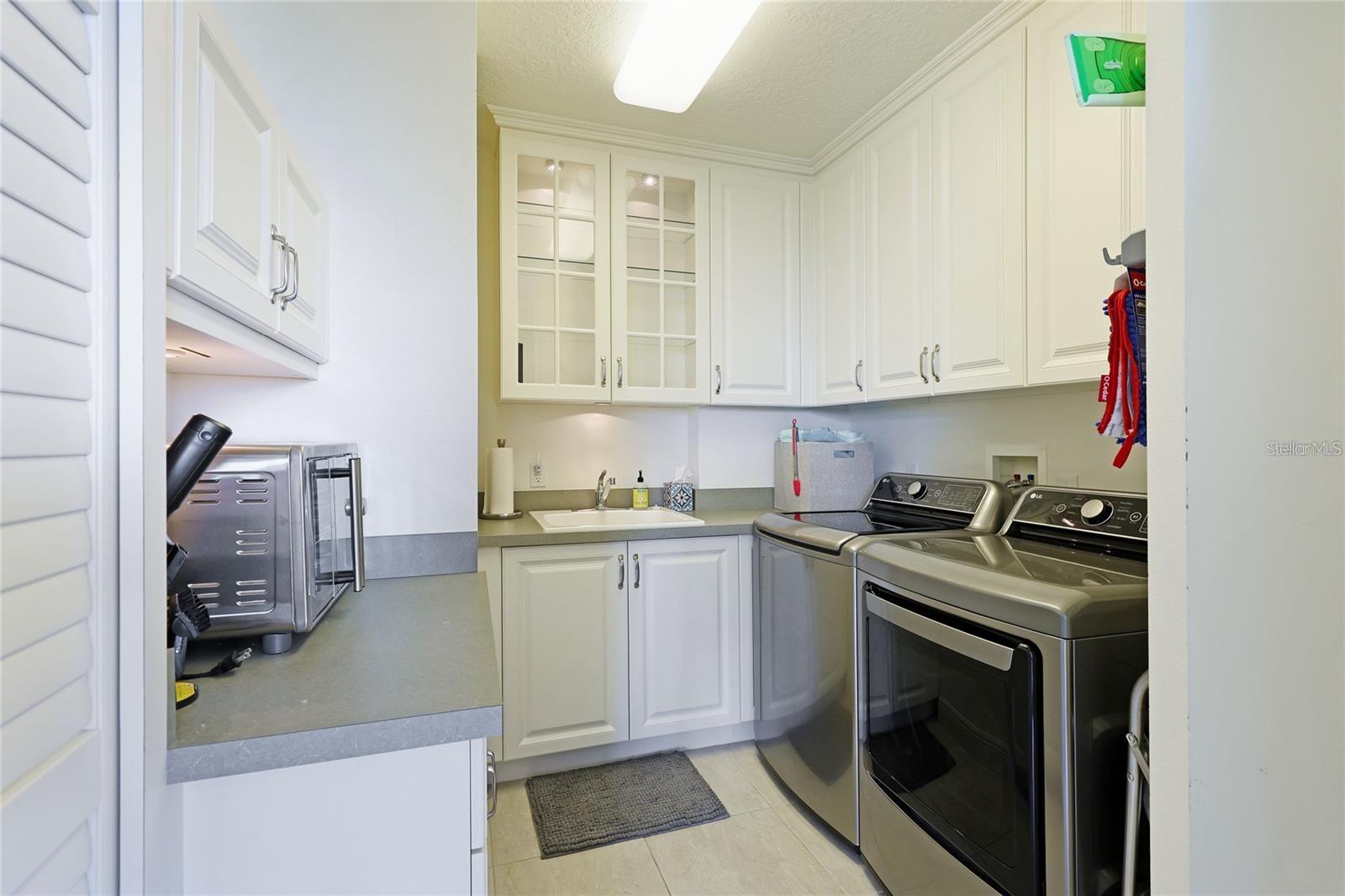 1308 Old Stickney Point Rd #wp3 Property Photo 34