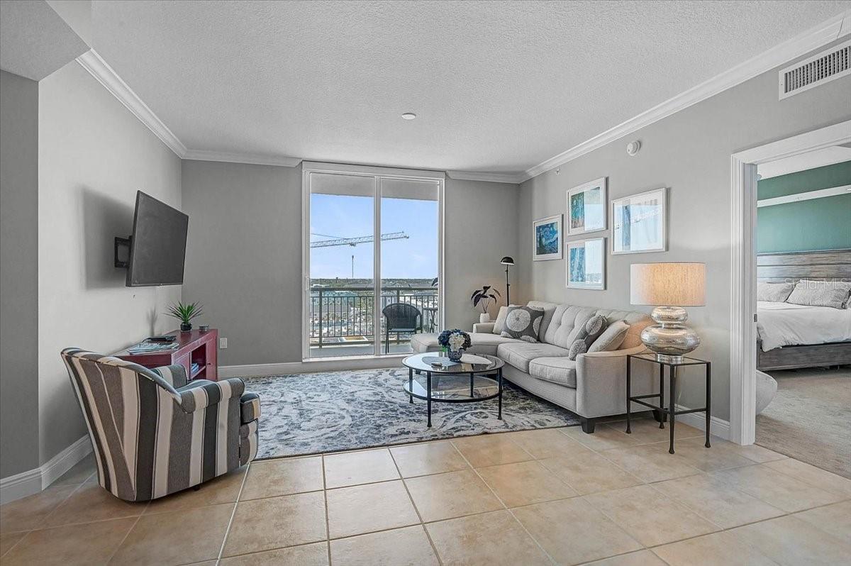 800 N Tamiami Trl #910 Property Photo 6
