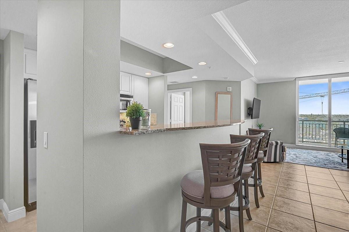 800 N Tamiami Trl #910 Property Photo 13