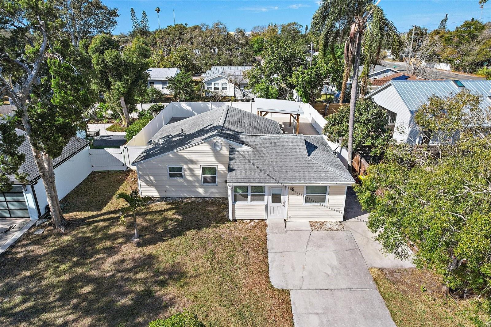 1220 S Brink Ave Property Photo 2