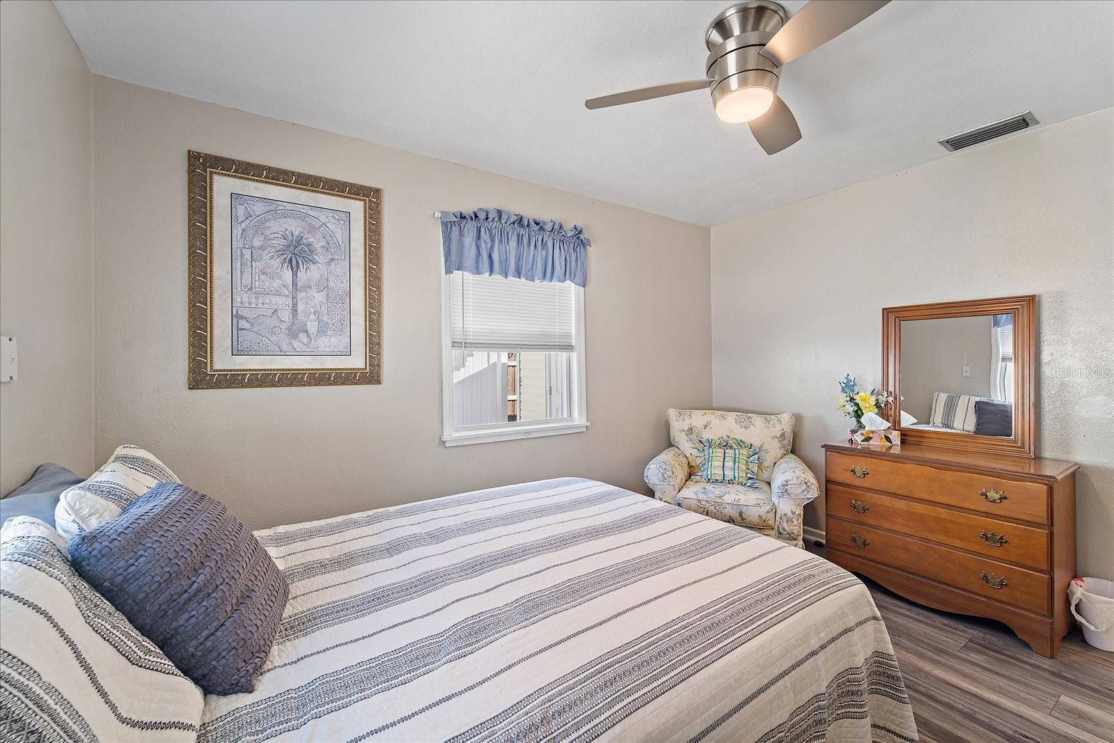 1220 S Brink Ave Property Photo 31