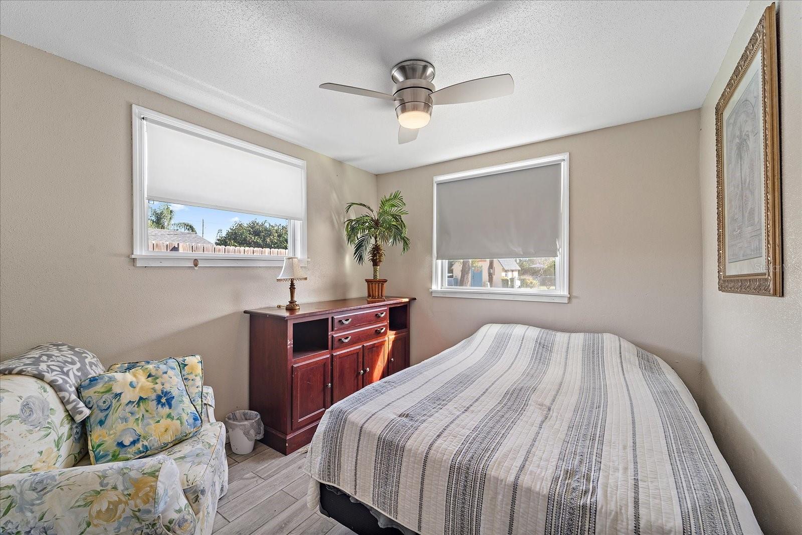1220 S Brink Ave Property Photo 33