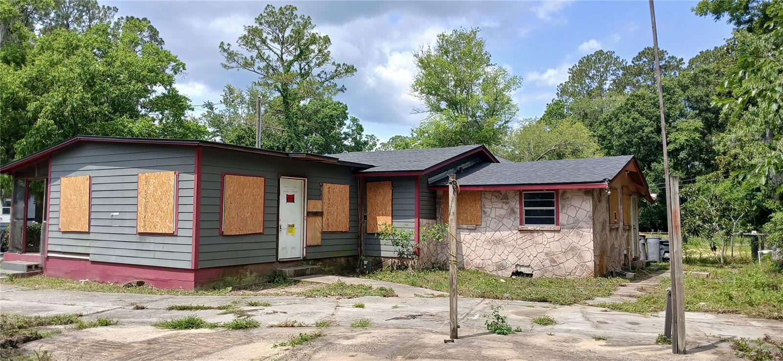 5851 Dunmire Ave Property Photo 1