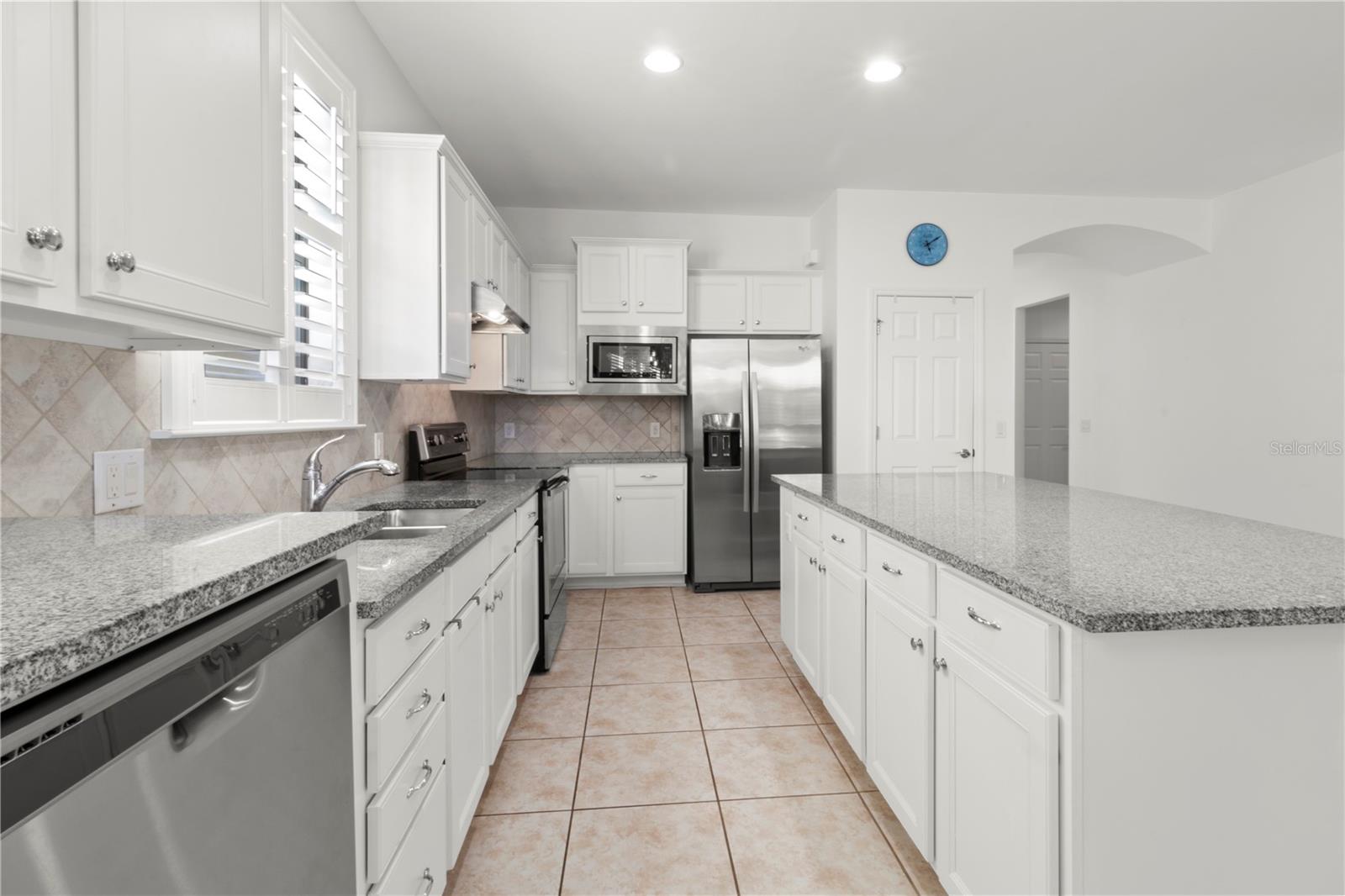 19770 Quisto St Property Photo 8
