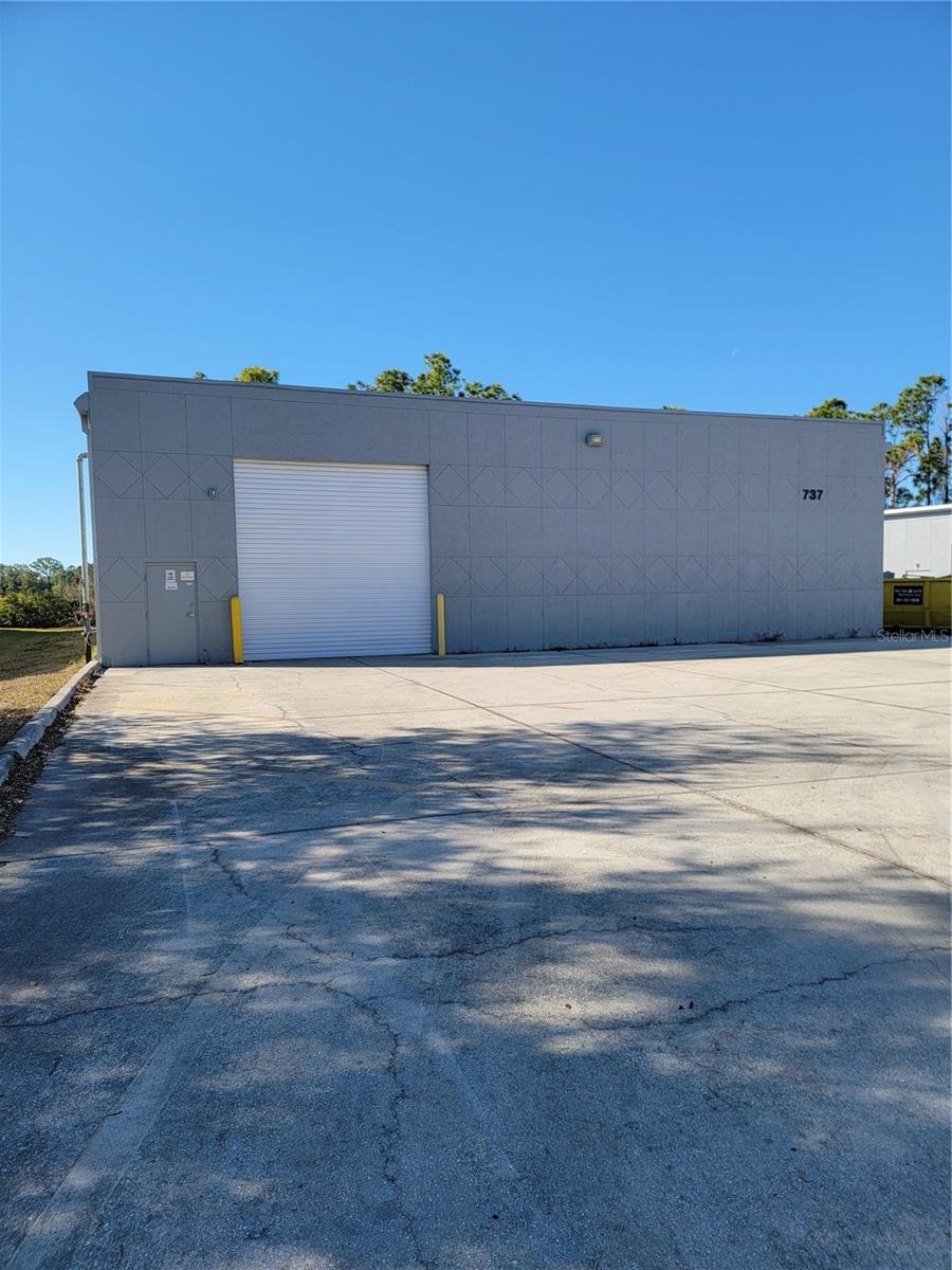737 Commerce Dr Property Photo 1