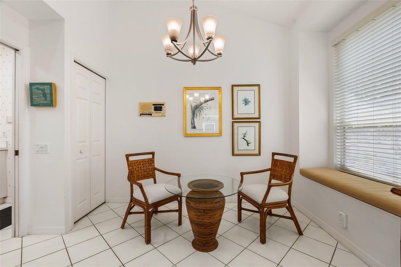 6427 Berkshire Pl Property Photo 12