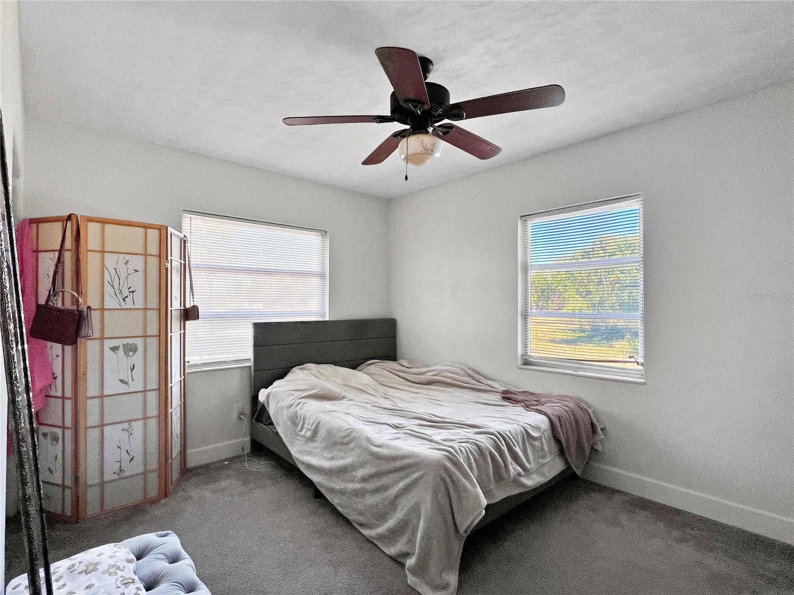 2519 Moccasin Wallow Rd Property Photo 16