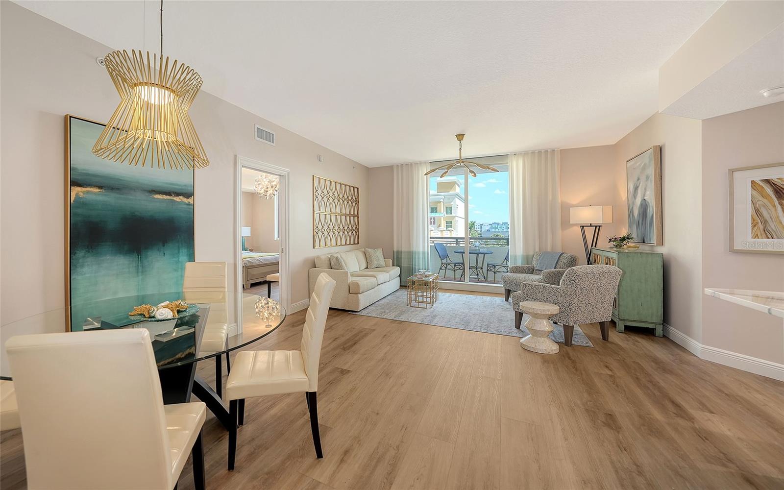800 N Tamiami Trl #312 Property Photo 4