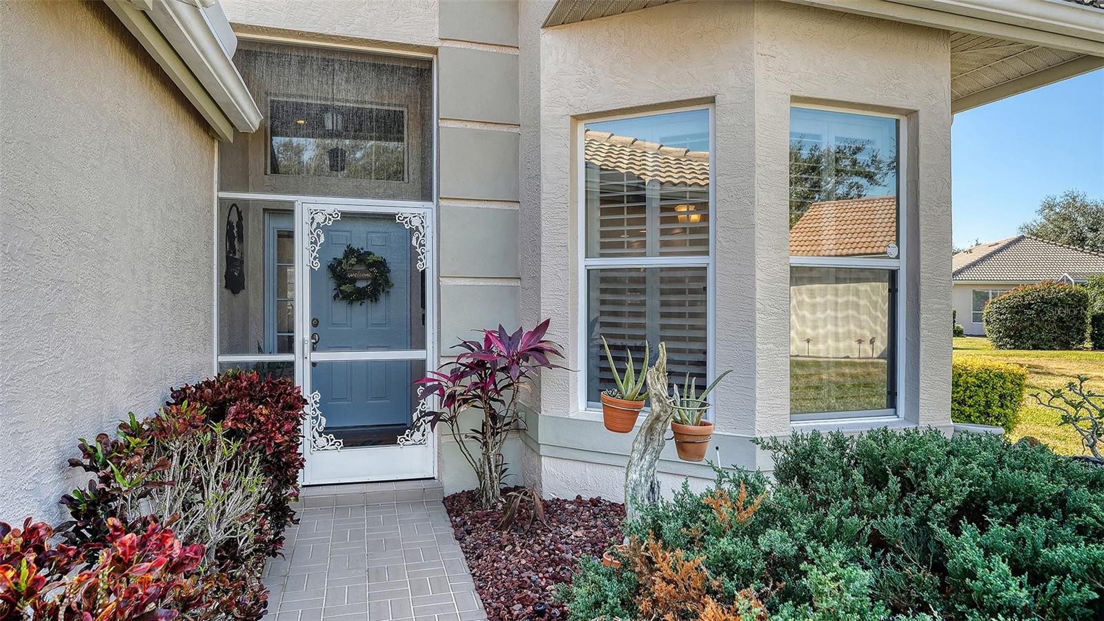 5811 White Oak Bayou Ct Property Photo 2