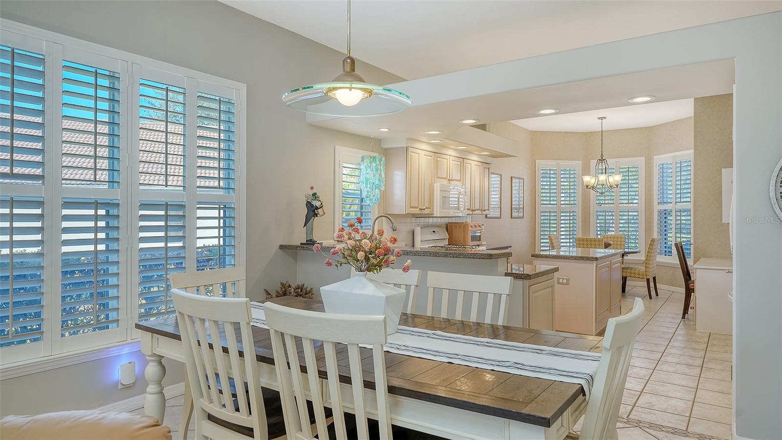 5811 White Oak Bayou Ct Property Photo 10