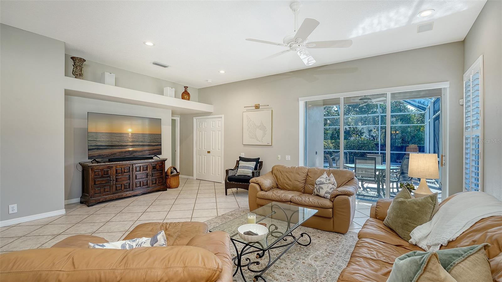 5811 White Oak Bayou Ct Property Photo 23