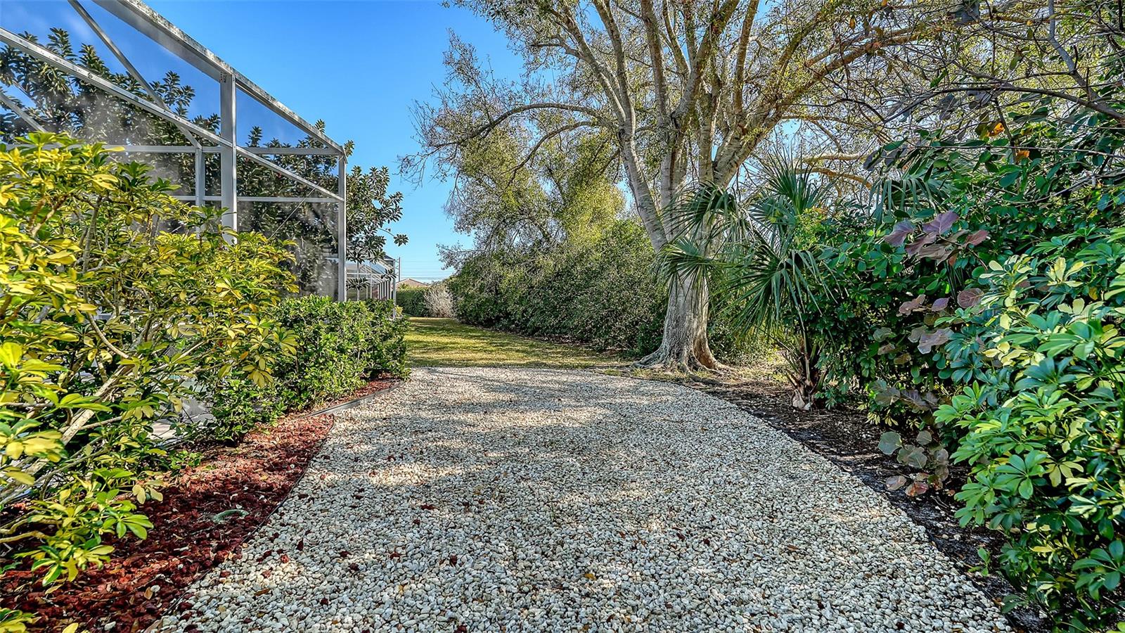 5811 White Oak Bayou Ct Property Photo 43