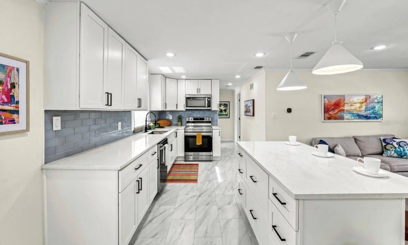 578 Companion Way Property Photo 13