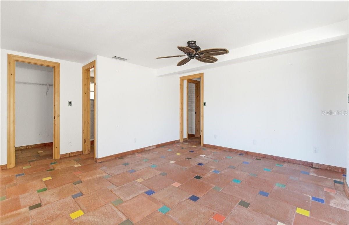 834 Jungle Queen Way Property Photo 38