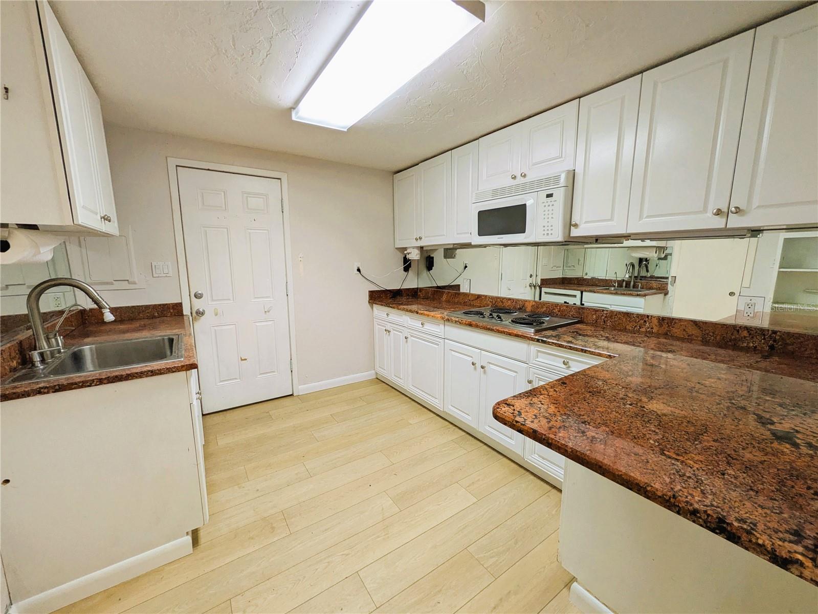 4554 Cooper Rd Property Photo 23