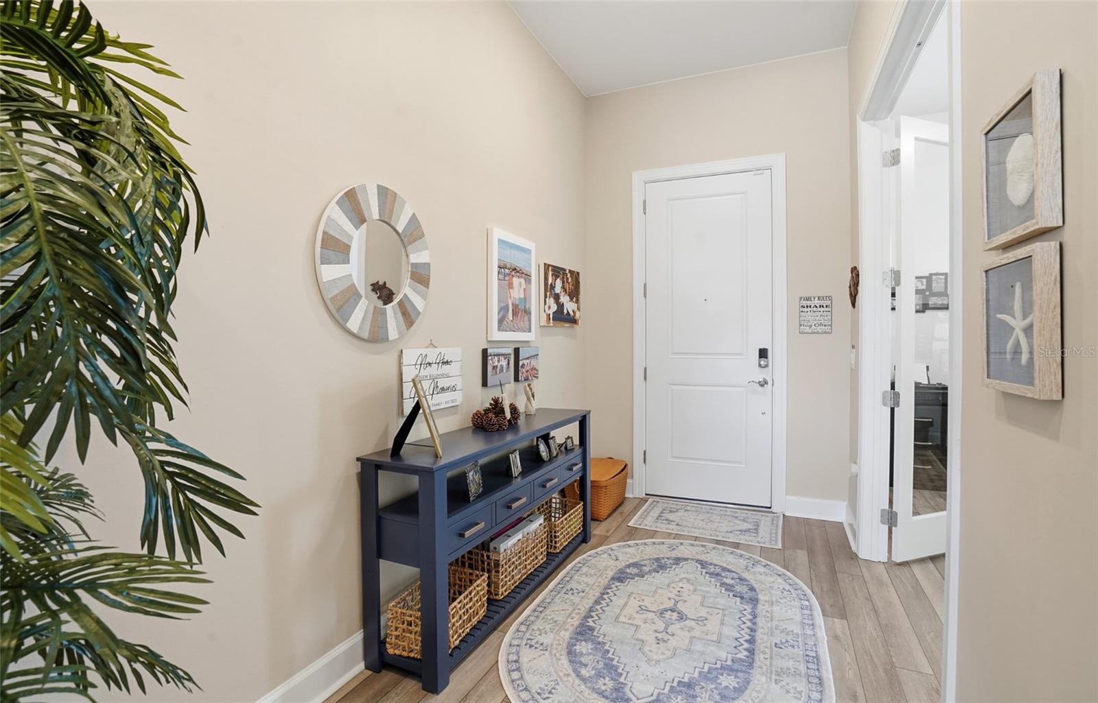 A4682364 Property Photo 3
