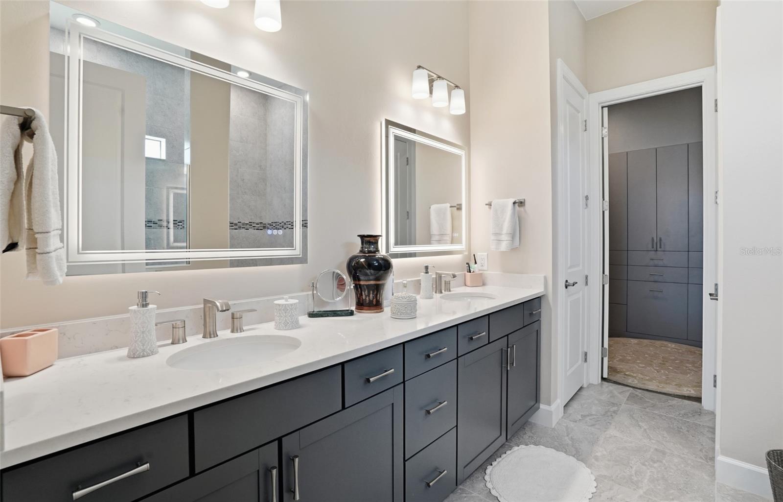 A4682364 Property Photo 43