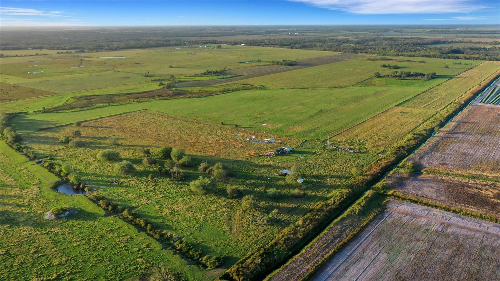 A4682417 Property Photo 3