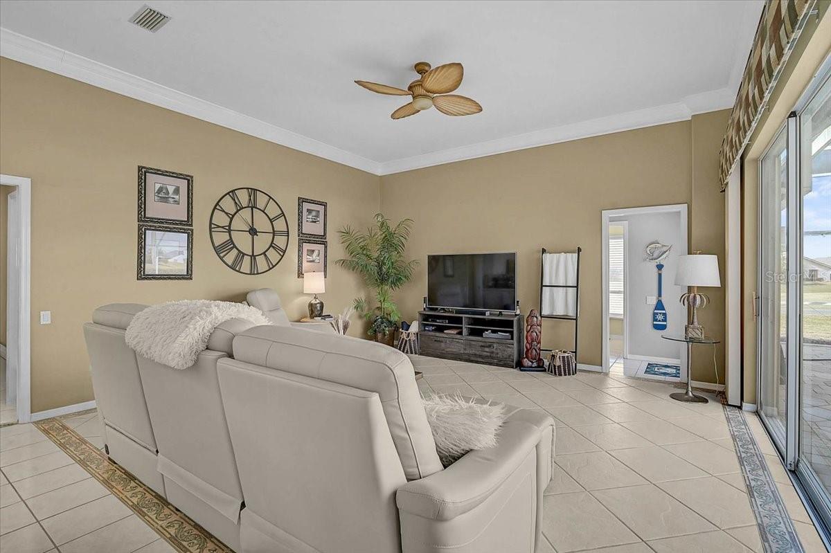 5072 Kilty Ct E Property Photo 17