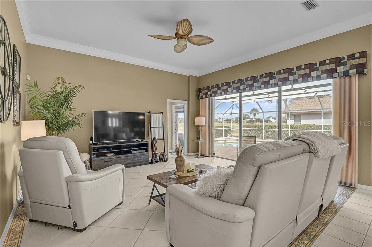 5072 Kilty Ct E Property Photo 18