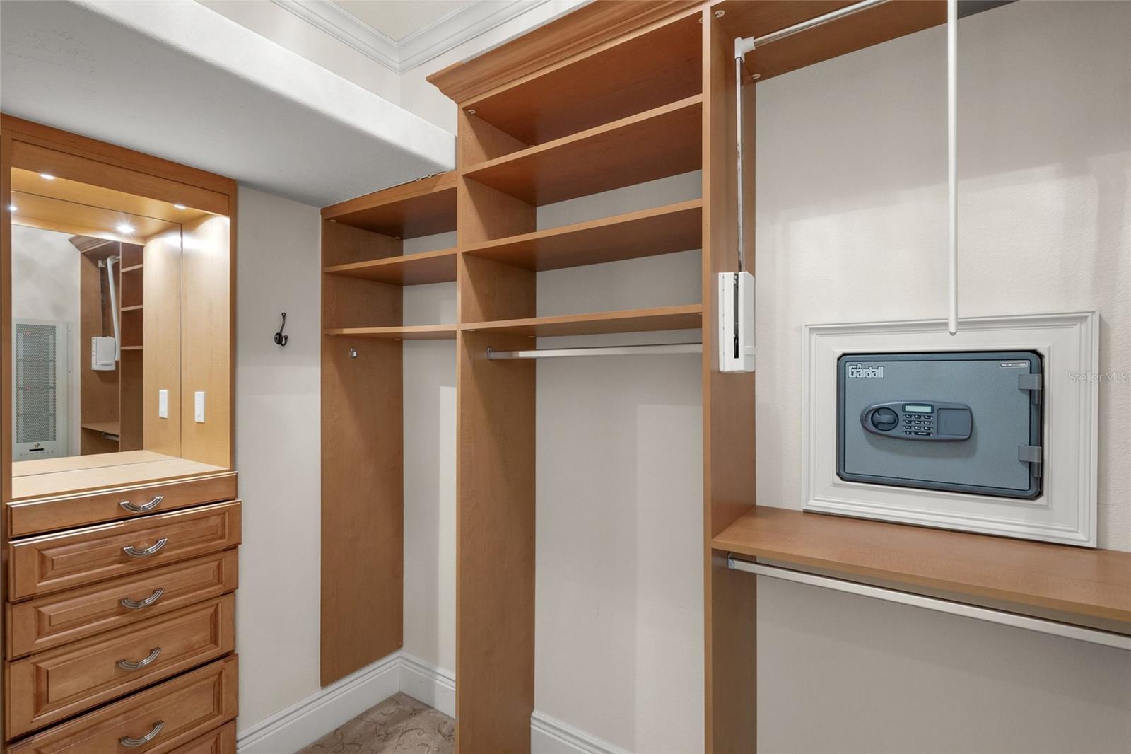 6702 Chancery Pl Property Photo 14