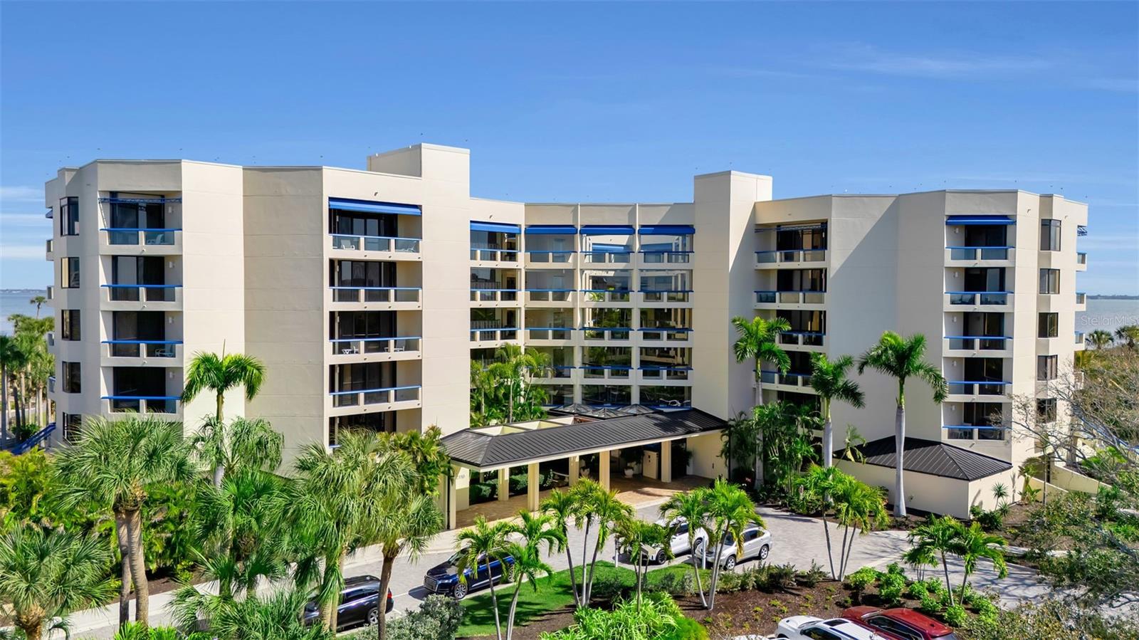 2110 HARBOURSIDE DR #523