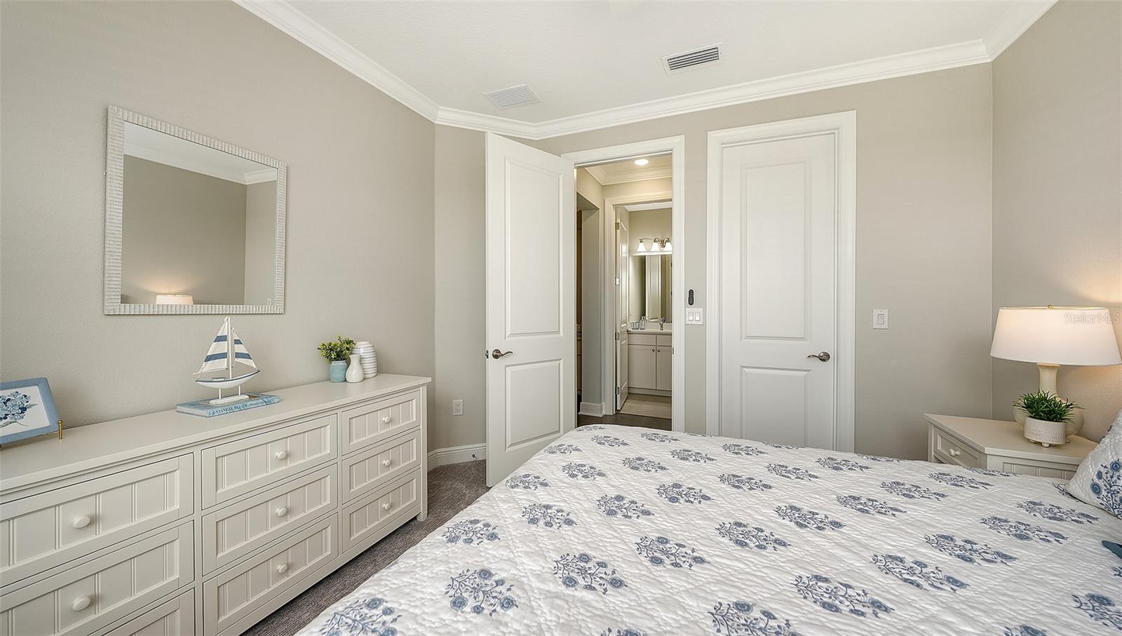 18020 Cresswind Ter Property Photo 30