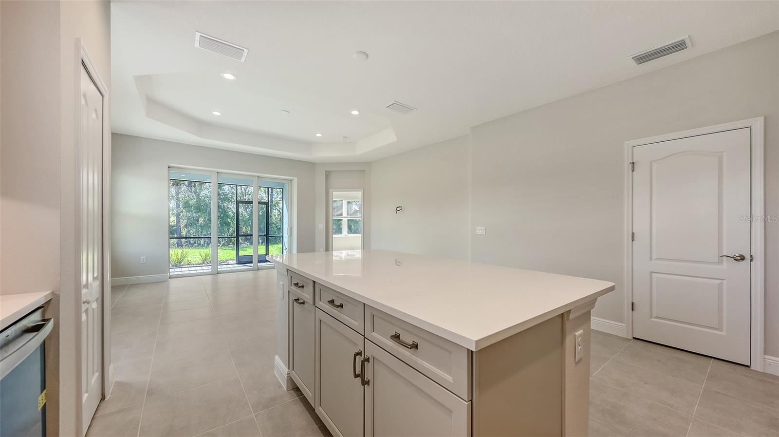 11533 Great Brook Ln Property Photo 2